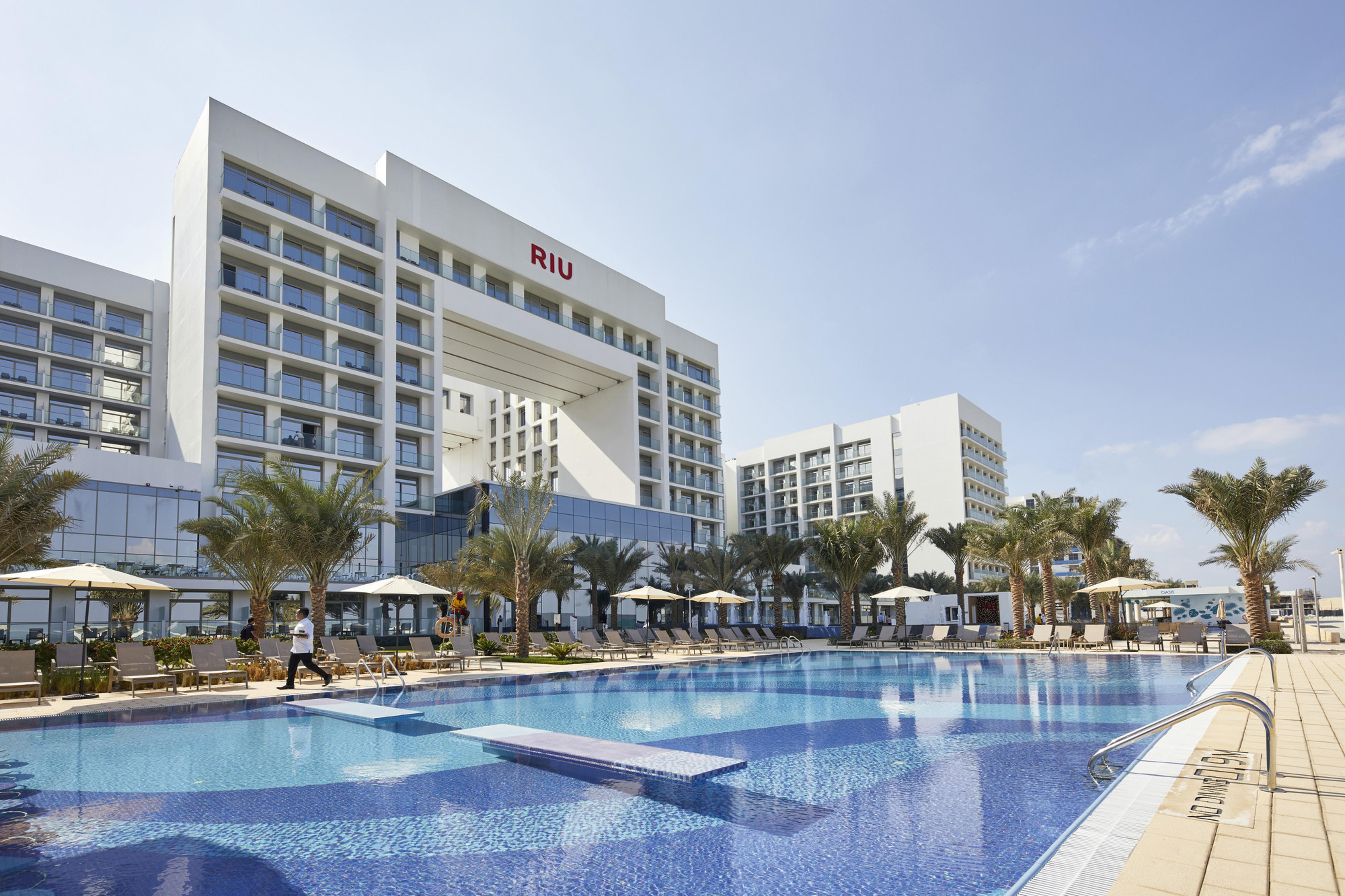 Riu Dubai Hotel Bagian luar foto